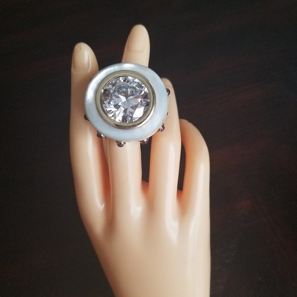 Angelique De Paris 18k Gold Plated Ring with Zircon & Mother of Pearl Size 5 - Picture 12 of 12